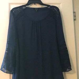Blue long sleeved top with lace